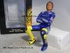 Figure Valentino ROSSI 2004 Moto GP sitting 1:12