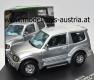 Mitsubishi Pajero Short 2000 silver metallic 1:43