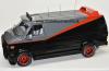 GMC Van A-Team A Team TV Serie schwarz / rot / grau 1:18