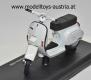 Vespa PK 125 Automatica 1984 white 1:18