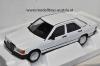 Mercedes Benz W201 Limousine 190 E 1982 weiss 1:18
