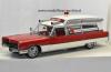 Cadillac High Top Krankenwagen weiss / rot 1966 1:18 Precision Miniatures