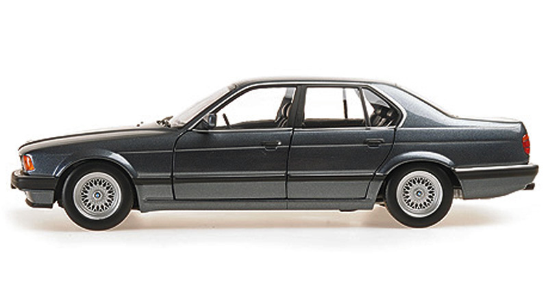 BMW E32 Limousine 730I 1986 dunkel grau metallik 1:18