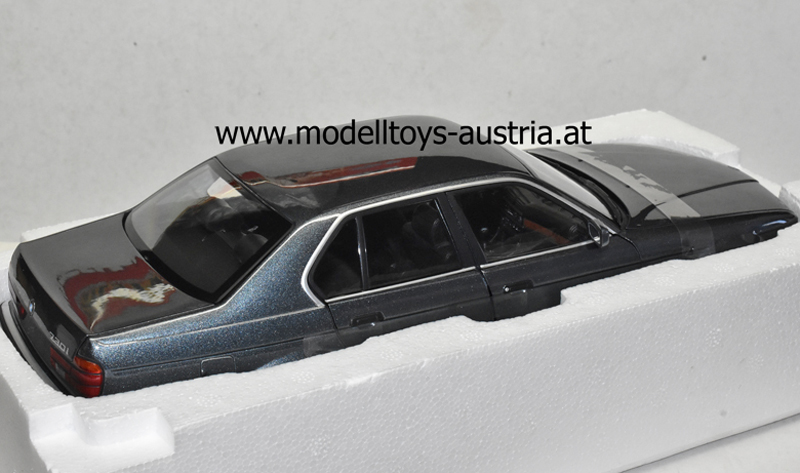 BMW E32 Limousine 730I 1986 dunkel grau metallik 1:18