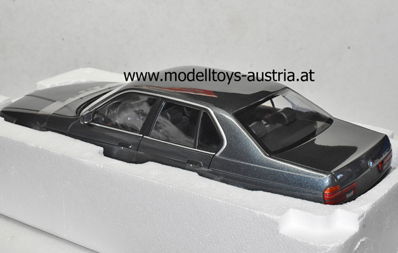 BMW E32 Limousine 730I 1986 dunkel grau metallik 1:18