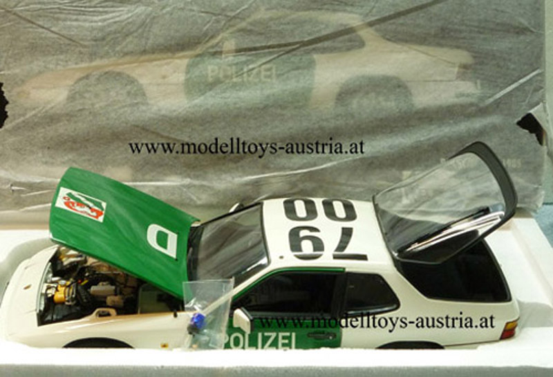 Porsche 924 1985 Autobahnpolizei Düsseldorf POLIZEI 1:18