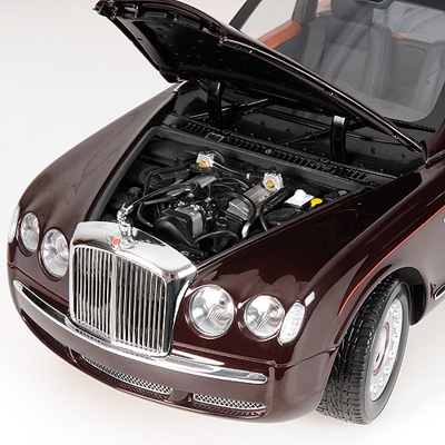 Bentley Staatslimousine 2002 Queen von der Majestät der Königin 1:18