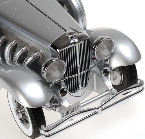 Düsenberg SJN Supercharged Cabrio 1936 silber metallik 1:18
