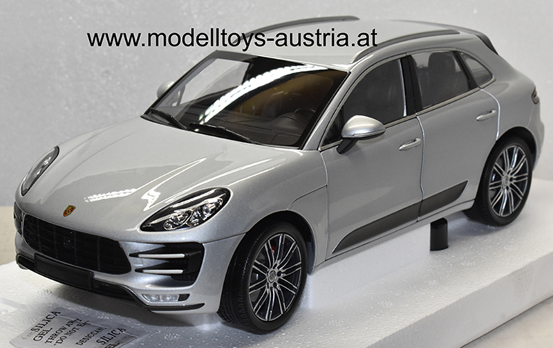 Porsche Macan Turbo SUV 2013 silber metallik 1:18