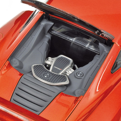 McLaren MP4-12C 2011 orange metallik 1:18