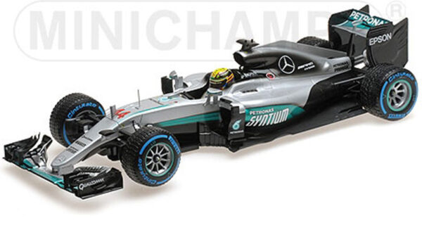 Mercedes GP PETRONAS AMG W07 Hybrid 2016 Lewis HAMILTON Sieger Brasilien GP 1:18 Minichamps