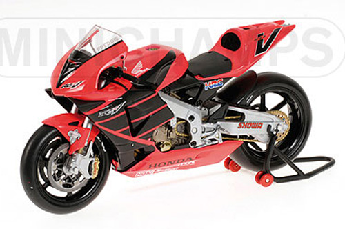Honda RC211V 2001 GP 500 Sommer TESTBIKE Motegi Freddie SPENCER 1:12