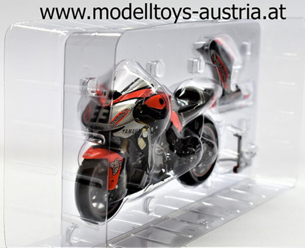Yamaha YZR-M1 2003 Moto GP Marco MELANDRI 1:12