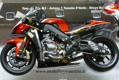 Yamaha YZR-M1 2003 Moto GP Shinya NAKANO 1:12