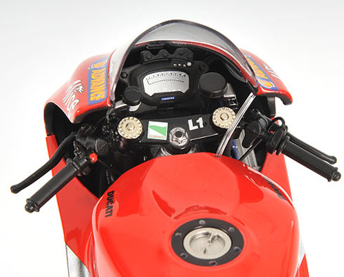 Ducati Desmosedici Desmo 16 2007 Moto GP Loris CAPIROSSI 1:12