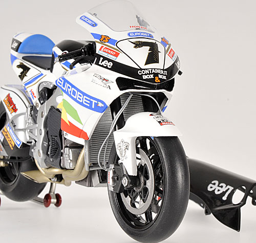 Honda RC212V 2007 Moto GP Carlos CHECA 1:12 Box Beschädigt
