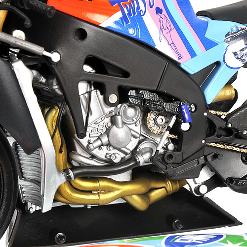 Yamaha YZR-M1 2007 Moto GP ASSEN Colin EDWARDS 1:12