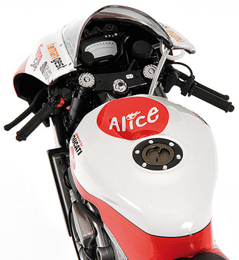 Ducati Desmosedici GP8 2008 Moto GP Sylvian GIUNTOLI 1:12