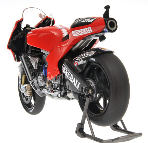 Ducati Desmosedici 2010 Moto GP GENERALI Nicky HAYDEN 1:12