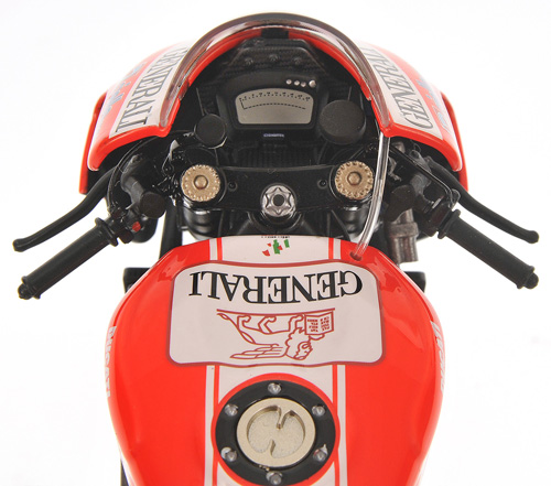 Ducati Desmosedici 2011 UNVEILING Presentation Valentino ROSSI 1:12