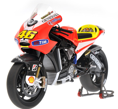 Ducati Desmosedici 2011 UNVEILING Presentation Valentino ROSSI 1:12