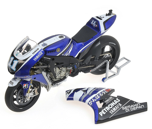 Yamaha YZR-M1 2011 Moto GP Ben SPIES 1:12