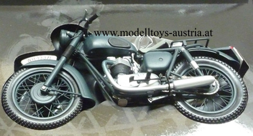 Triumph TR6 1955 Gesprengte Ketten Steve McQueen 1:12