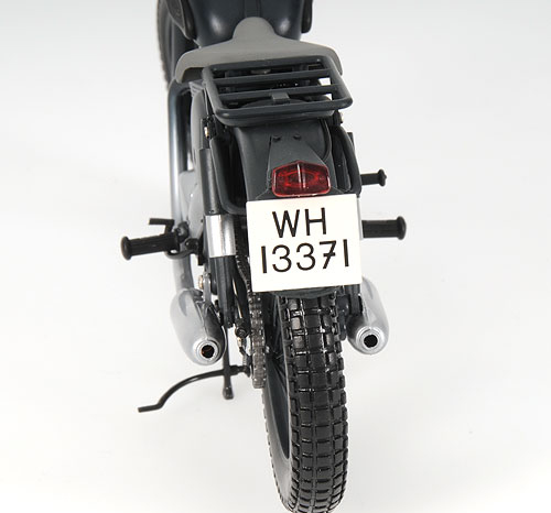 Triumph TR6 1955 Gesprengte Ketten Steve McQueen 1:12