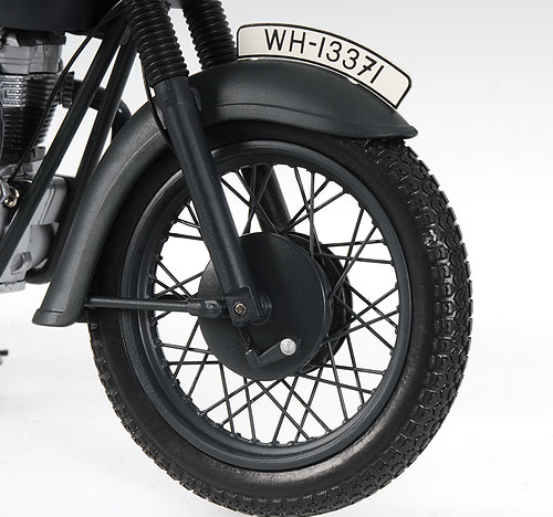 Triumph TR6 1955 Gesprengte Ketten Steve McQueen 1:12