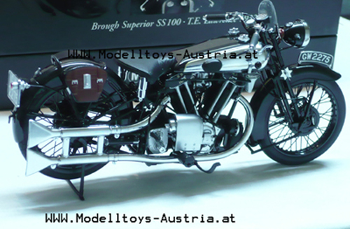 Brough Superior SS100 T.E. Lawrence 1932 schwarz 1:12