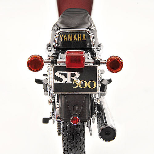 Yamaha SR 500 1998 rot metallik 1:12
