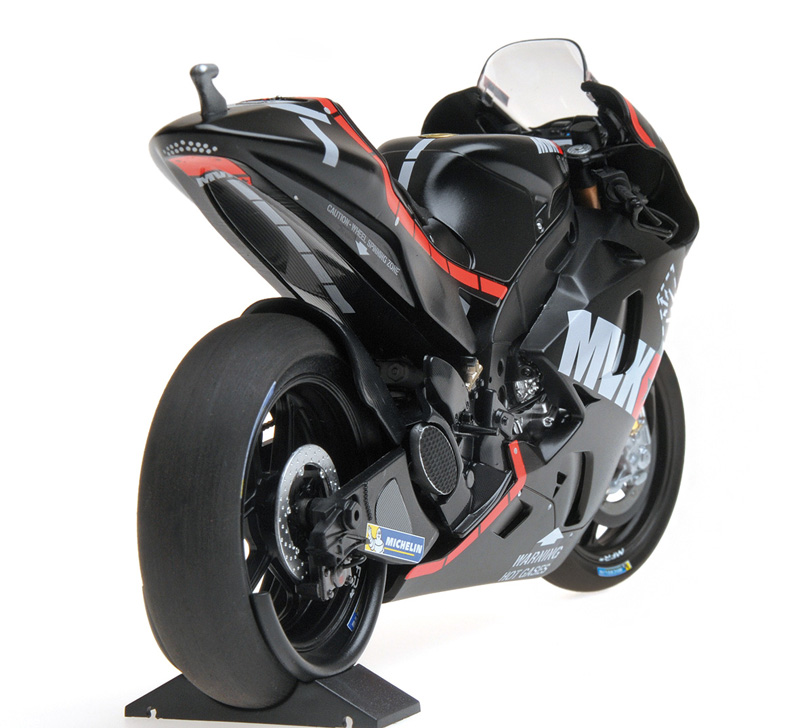 Yamaha YZR-M1 2016 TEST VALENCIA NOVEMBER Maverick VINALES 1:12