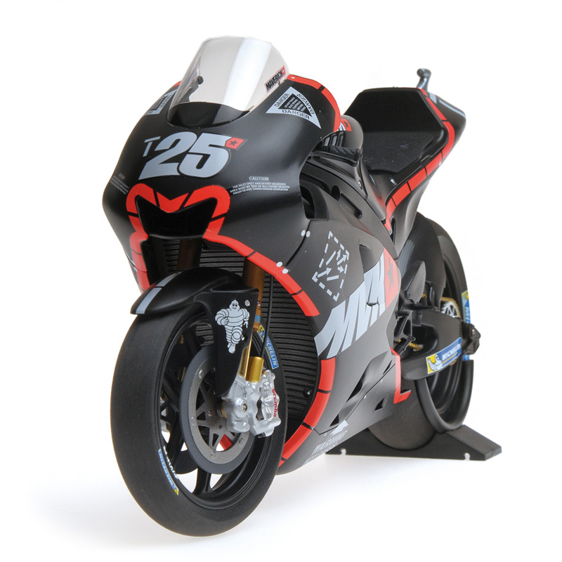 Yamaha YZR-M1 2016 TEST VALENCIA NOVEMBER Maverick VINALES 1:12