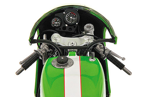 Kawasaki KR350 1981 GP 350 Weltmeister Anton MANG 1:12