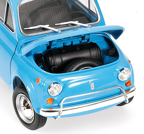 Fiat 500 L 1968 hellblau 1:18
