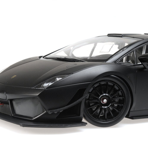 Lamborghini Gallardo LP600 GT3 Strassenversion 2011 matt schwarz 1:18