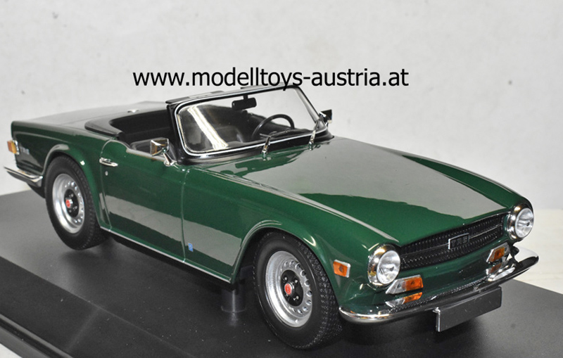 Triumph TR6 Cabrio 1969 Linkslenker dunkelgrün 1:18