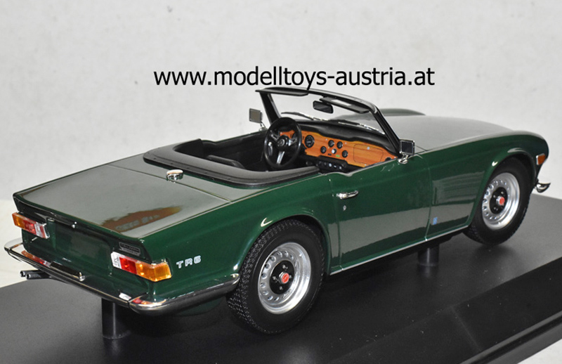 Triumph TR6 Cabrio 1969 Linkslenker dunkelgrün 1:18