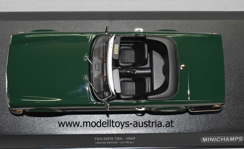 Triumph TR6 Cabrio 1969 Linkslenker dunkelgrün 1:18