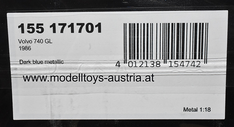 Volvo 740 GL Limousine 1986 dunkel blau metallik 1:18