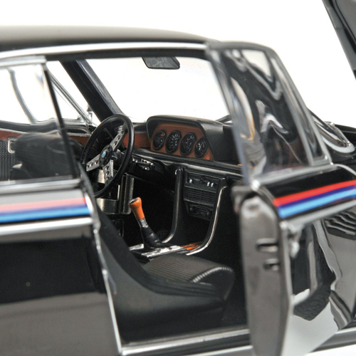 BMW E9 3.0 CSL Coupe mit Spoiler Set 1973 - 1975 schwarz 1:18