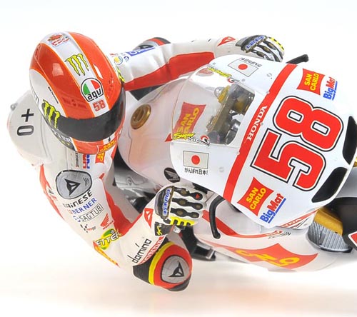 Figur Marco SIMONCELLI 2011 Moto GP HANGING OFF 1:12