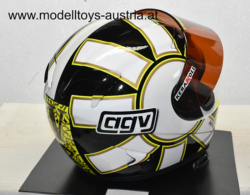Helm AGV Valentino ROSSI 2006 Moto GP 1:2