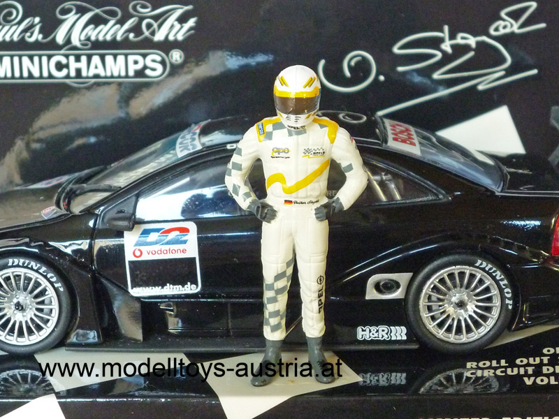 Opel V8 DTM 2001 Roll Out Circuit de Catalunya Volker STRYCEK 1:43