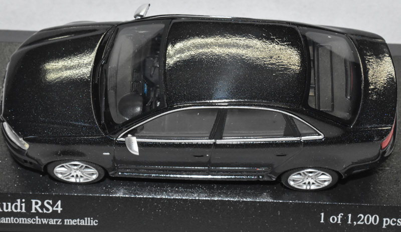 Audi A4 B7 Limousine RS4 2005 schwarz metallik 1:43