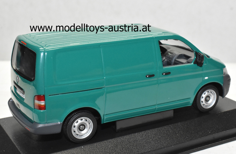VW T5 Kasten Transporter 2003 grün 1:43