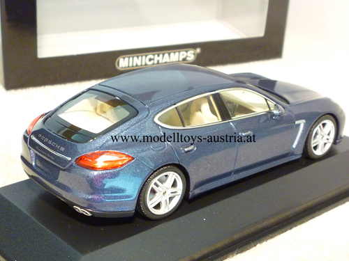 Porsche Panamera Turbo 2009 blau metallik 1:43