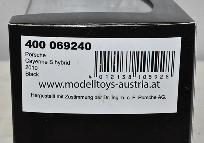 Porsche Cayenne Hybrid 2010 schwarz 1:43