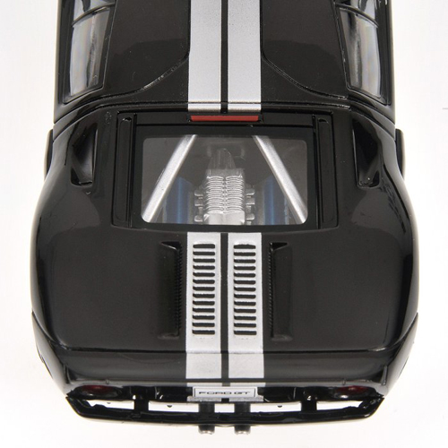 Ford GT 2006 schwarz mit silbernen Streifen 1:43