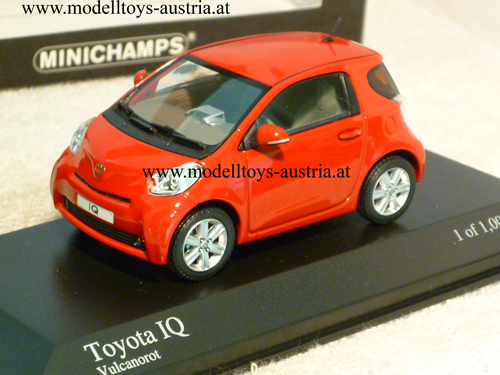 Toyota IQ 2009 rot 1:43